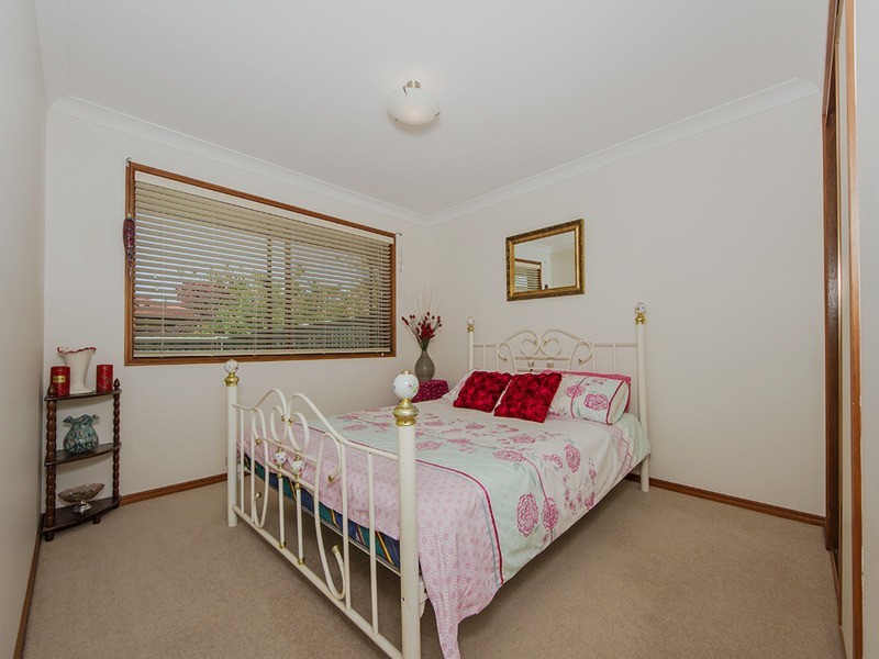 2/2 Gleneagles Place, Banora Point NSW 2486