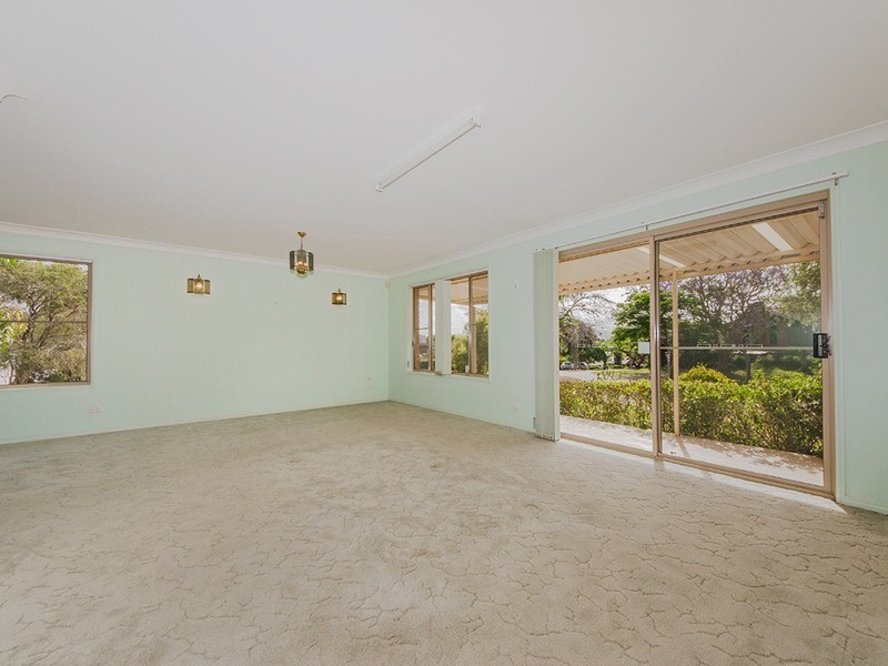 27 Bluegum Boulevard, Banora Point NSW 2486