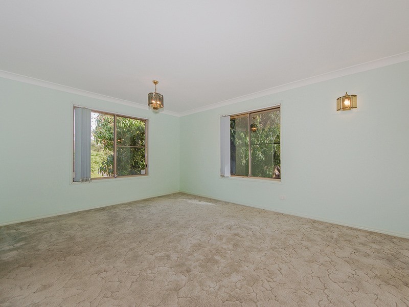 27 Bluegum Boulevard, Banora Point NSW 2486