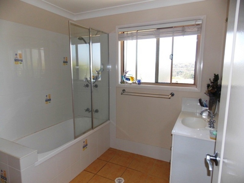 21 Sequoia Court, Banora Point NSW 2486
