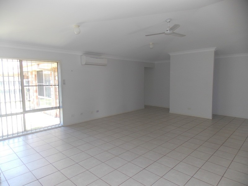 13 MacQuarie  Street, Banora Point NSW 2486