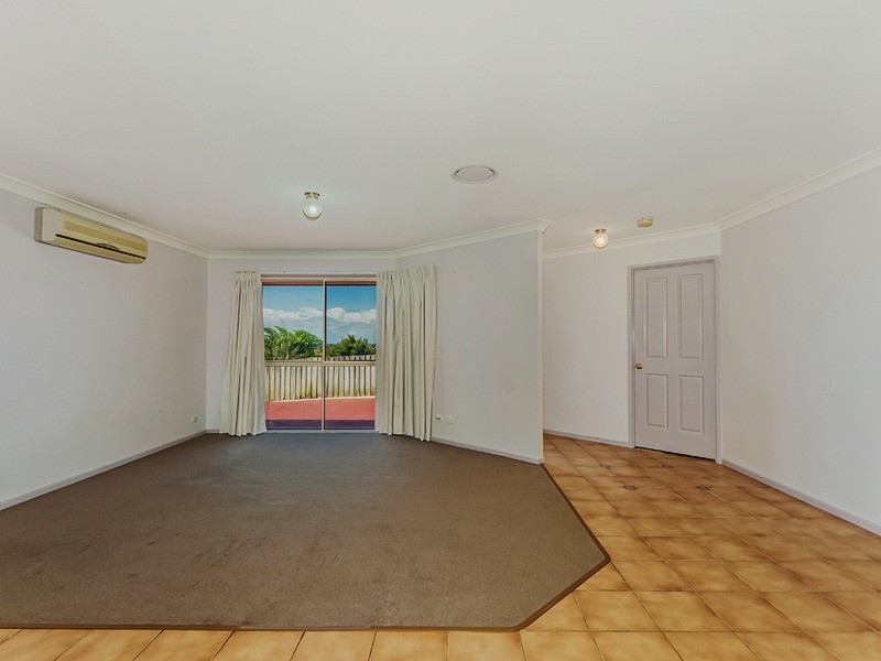 47 Clonakilty Close, Banora Point NSW 2486