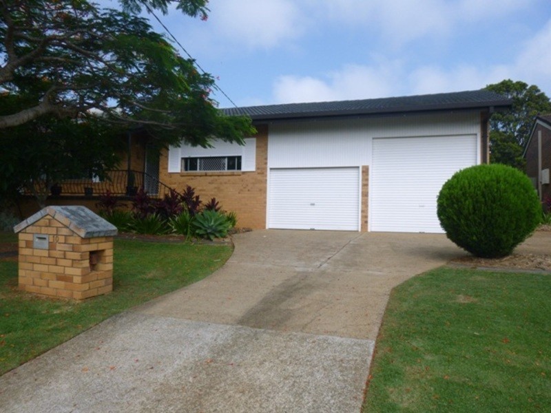10 Anthony Avenue, Banora Point NSW 2486