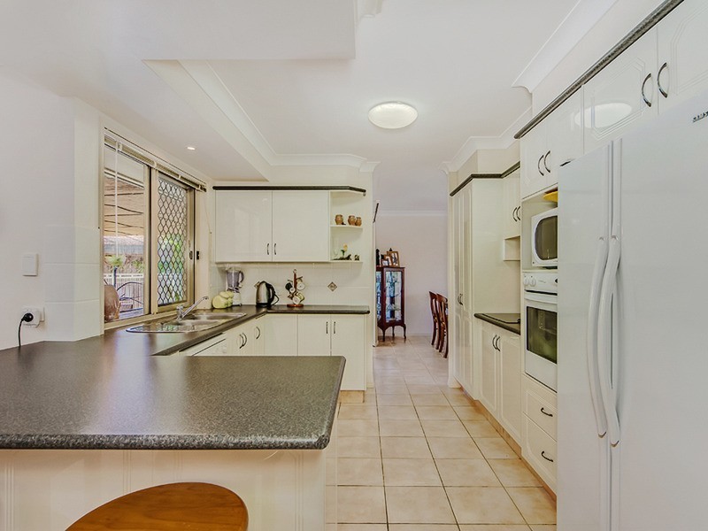 3 New Farm Place, Banora Point NSW 2486