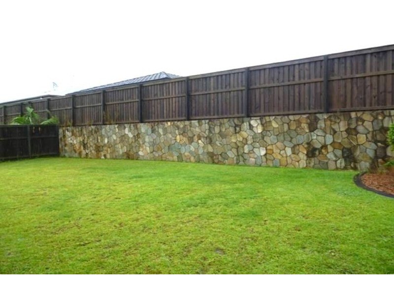 18 Westwood Street, Banora Point NSW 2486