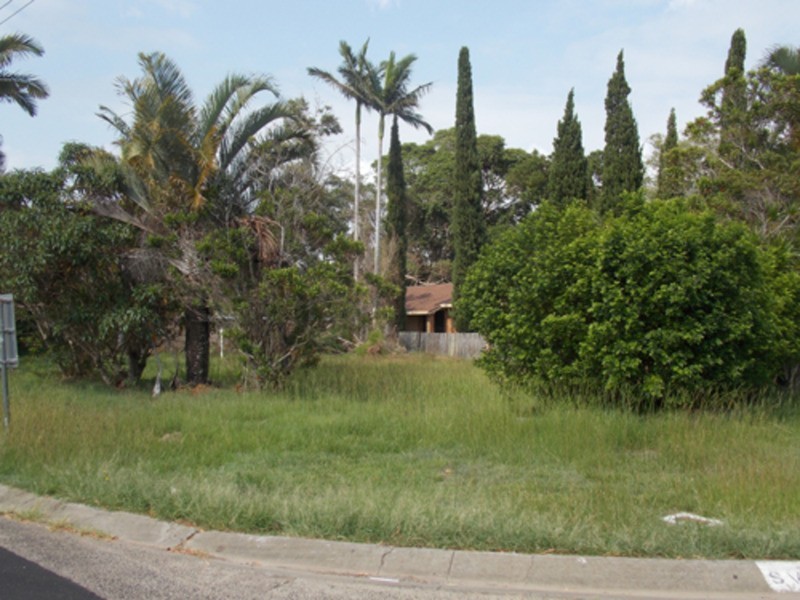 8 Parry Street, Tweed Heads South NSW 2486