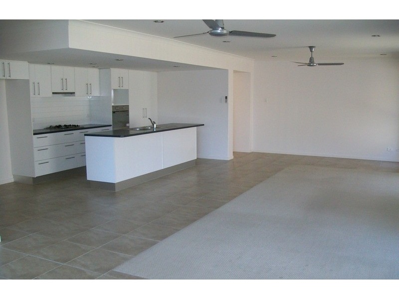 114 Botanical Circuit, Banora Point NSW 2486