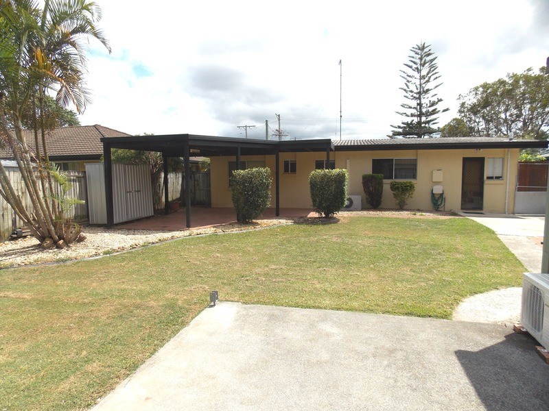33 Blue Waters  Crescent, Tweed Heads West NSW 2485