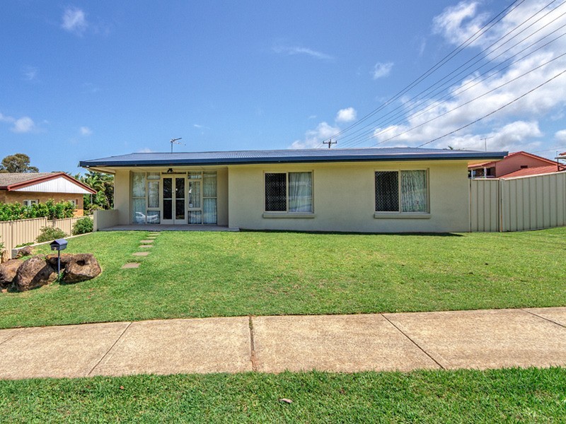 2 Kittiwake Street, Banora Point NSW 2486