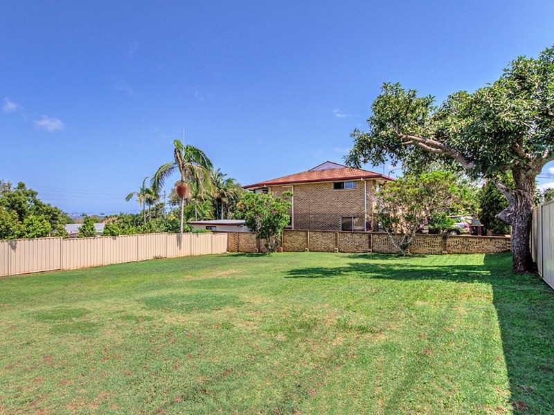 2 Kittiwake Street, Banora Point NSW 2486