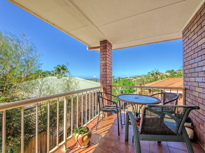 2/10 Kintyre Crescent, Banora Point NSW 2486