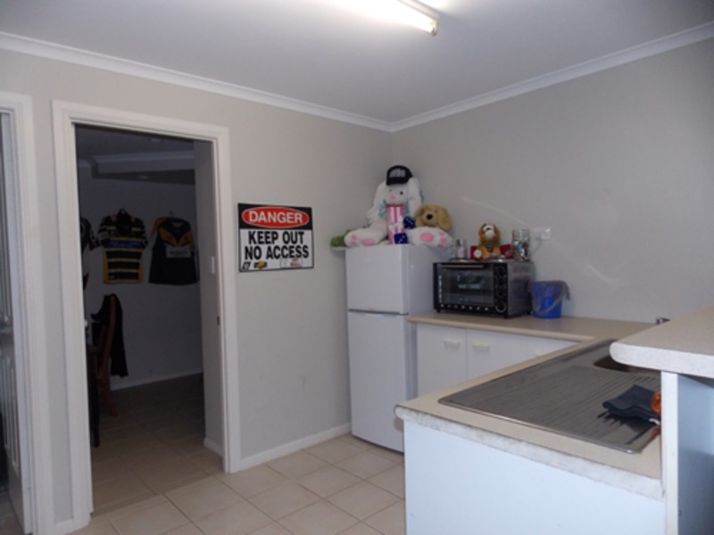 10 Tyrone Terrace, Banora Point NSW 2486