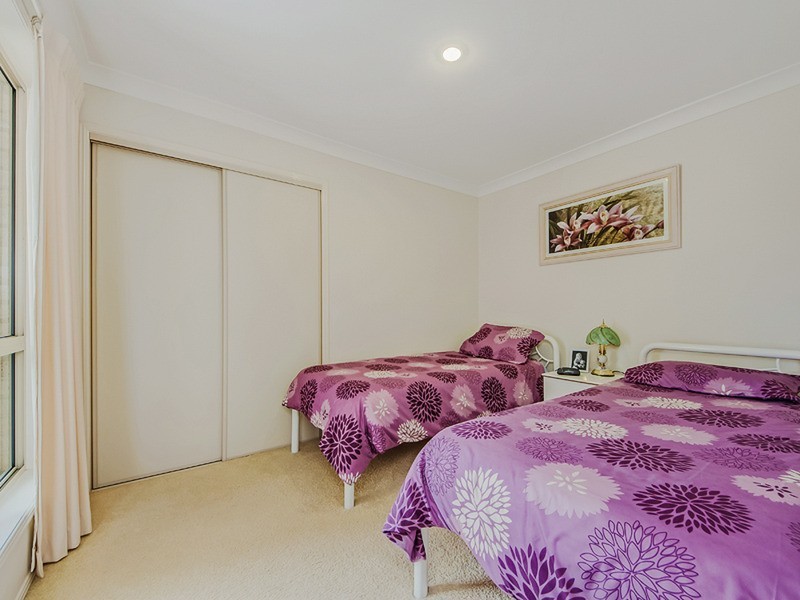 7 Narara Crescent, Banora Point NSW 2486