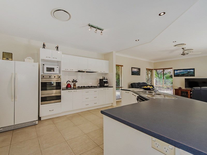 83 Parkes Lane, Terranora NSW 2486