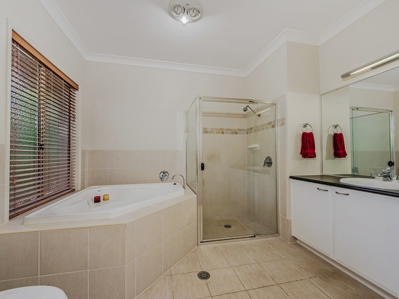 83 Parkes Lane, Terranora NSW 2486