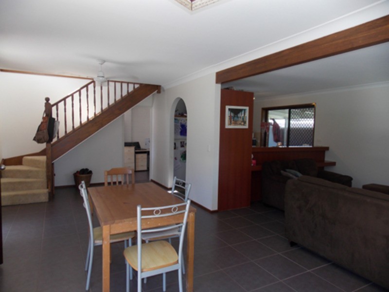 2/107 Old Ferry Road, Banora Point NSW 2486