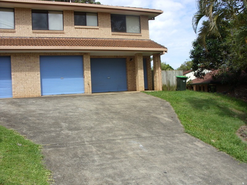 2/83 Oyster Point Road, Banora Point NSW 2486
