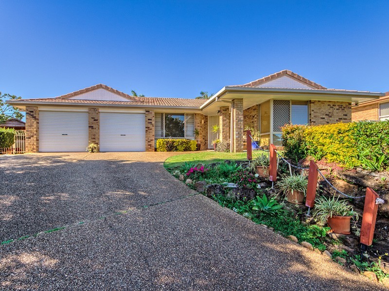 4 Bonny Glen Place, Banora Point NSW 2486