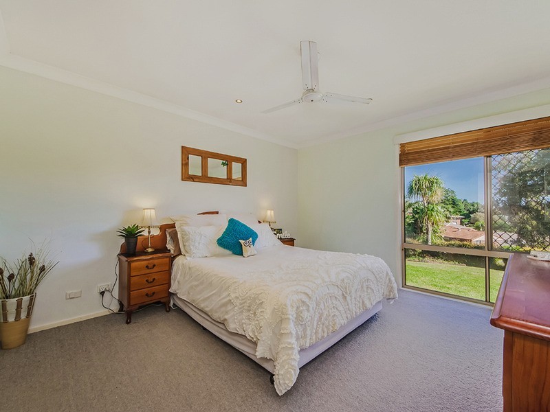 4 Bonny Glen Place, Banora Point NSW 2486