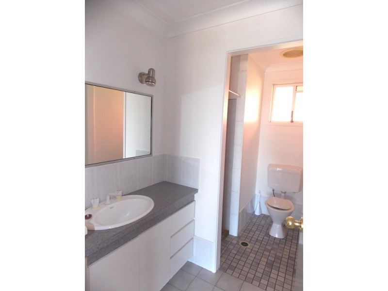 85 Cominan  Avenue, Banora Point NSW 2486
