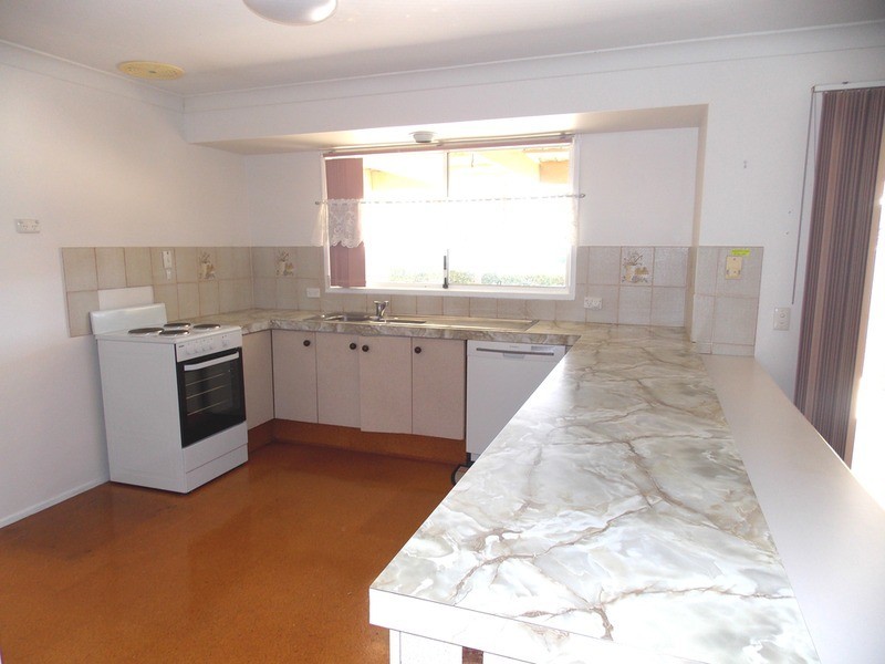 85 Cominan  Avenue, Banora Point NSW 2486