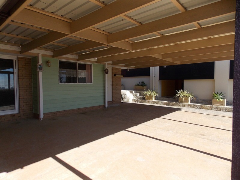 85 Cominan  Avenue, Banora Point NSW 2486