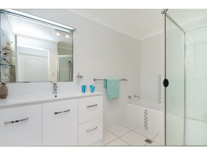 2/233 Darlington Drive, Banora Point NSW 2486