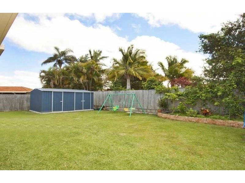 72 Avondale Drive, Banora Point NSW 2486