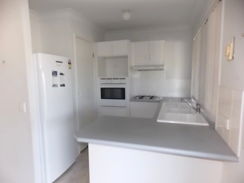 2/13 Kentia  Crescent, Banora Point NSW 2486