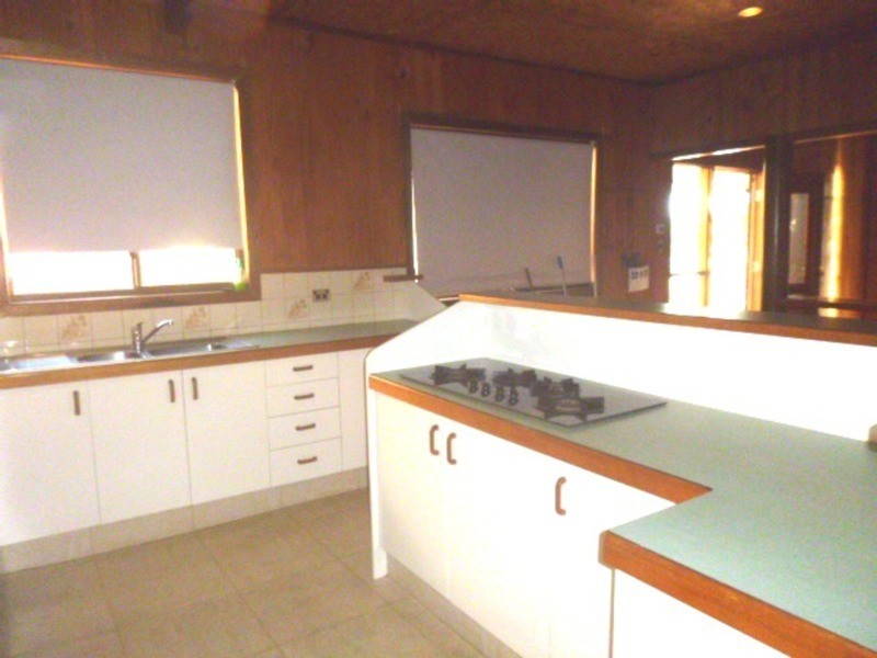 18 Philp Parade, Tweed Heads South NSW 2486