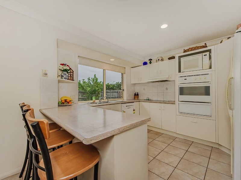 81 Avondale Drive, Banora Point NSW 2486