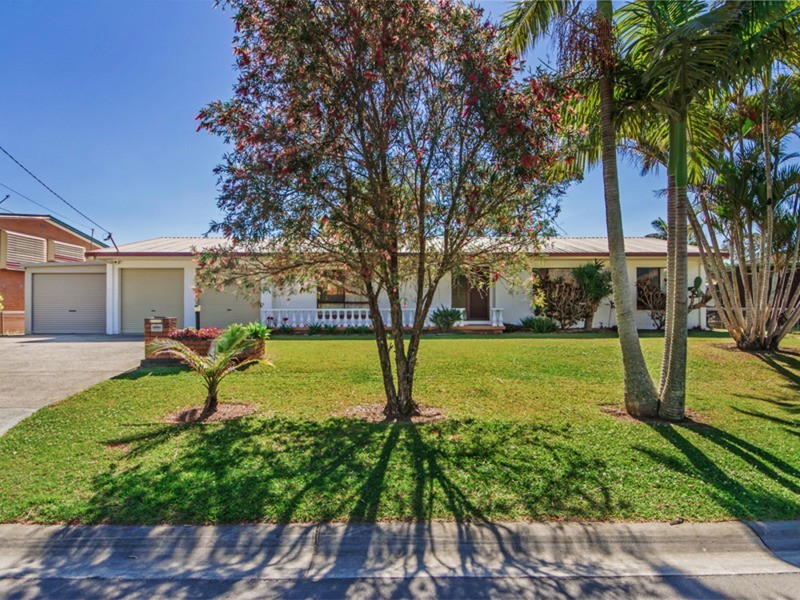 4 James Road, Tweed Heads South NSW 2486