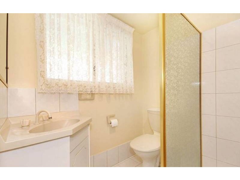 2 Bonny Glen Place, Banora Point NSW 2486