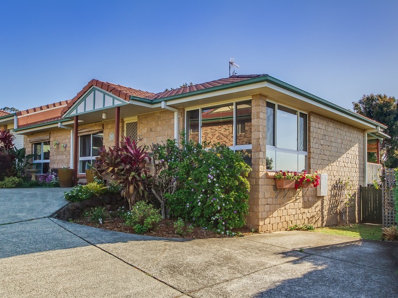 1/8 Lochlomond Drive, Banora Point NSW 2486