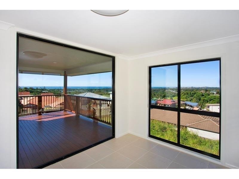 36 Bione Avenue, Banora Point NSW 2486