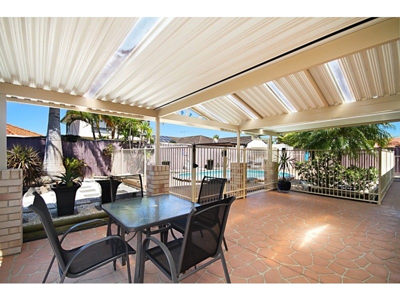 42 Avondale  Drive, Banora Point NSW 2486
