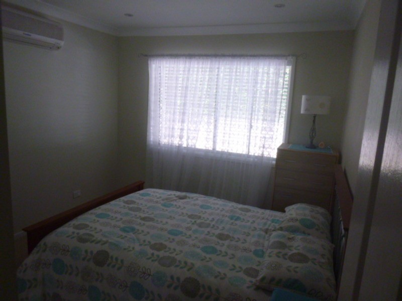 27 Laura  Street, Banora Point NSW 2486