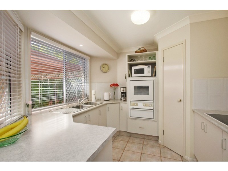 2 Cashel Crescent, Banora Point NSW 2486