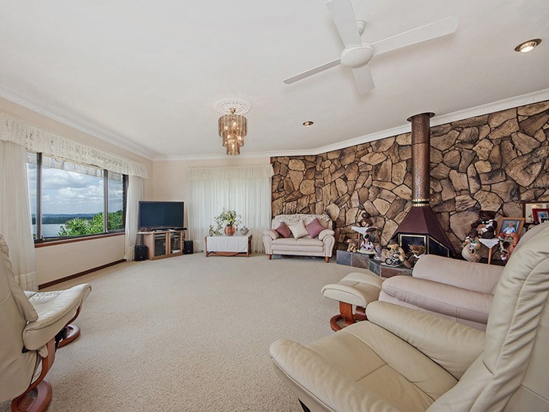 14 Uniacke Drive, Banora Point NSW 2486