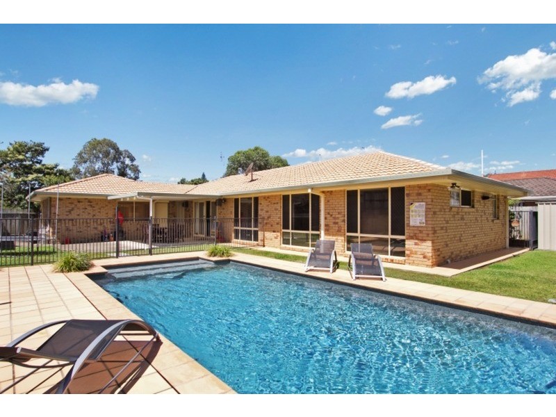 208 Darlington Drive, Banora Point NSW 2486