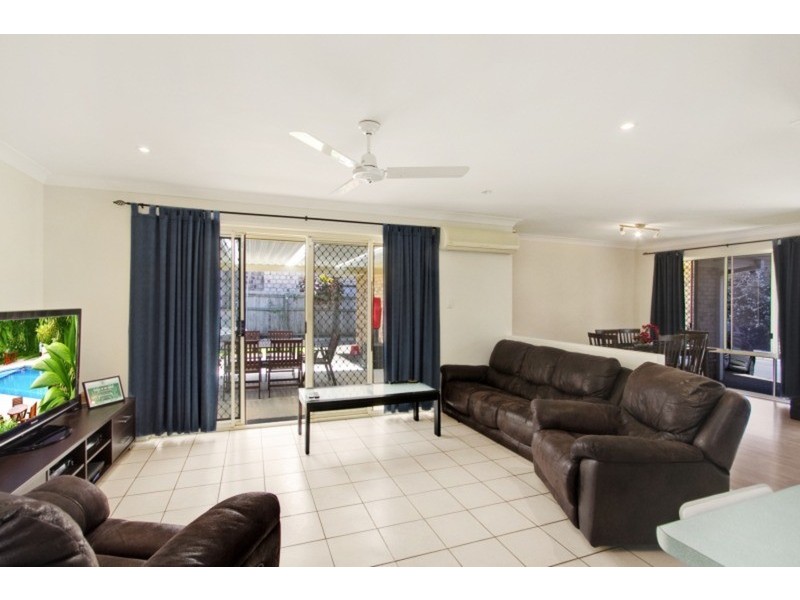 208 Darlington Drive, Banora Point NSW 2486