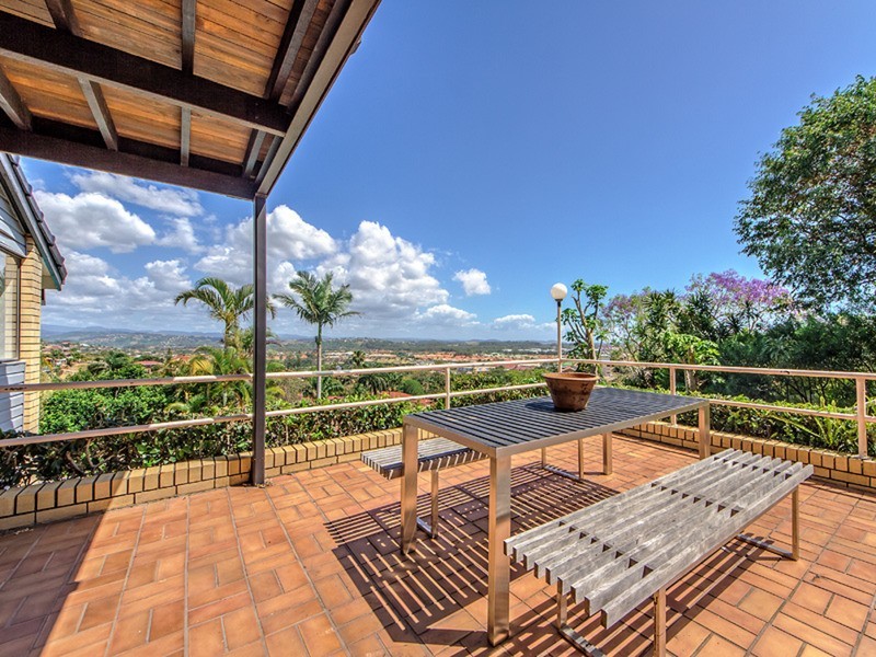 67 Pioneer Parade, Banora Point NSW 2486