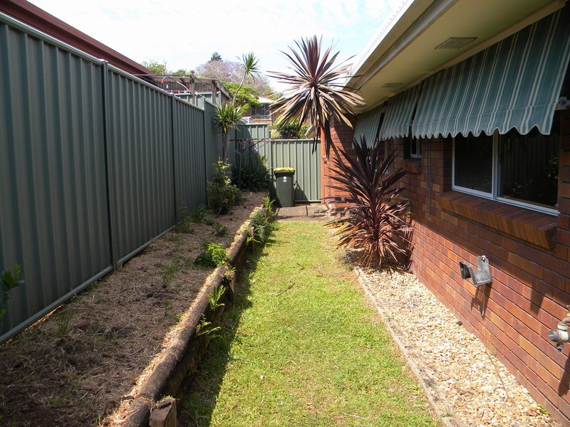 2/1 Gleneagles  Place, Banora Point NSW 2486