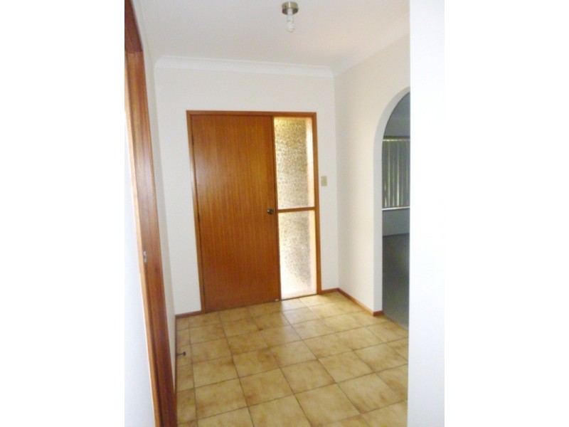 18 Hibiscus Parade, Banora Point NSW 2486