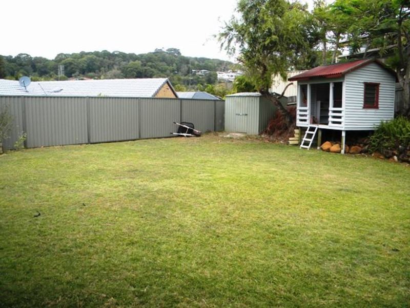 108 Lochlomond Drive, Banora Point NSW 2486