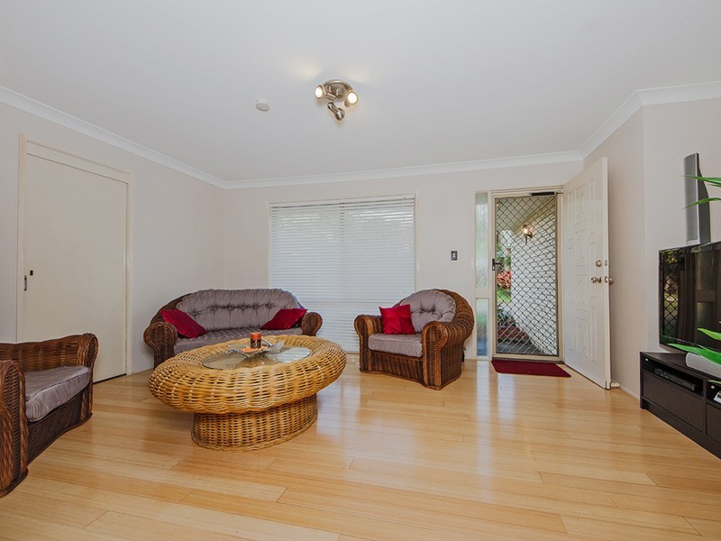 8 Blueberry Court, Banora Point NSW 2486