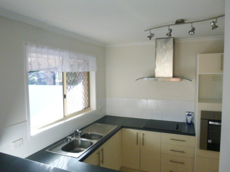 2/311 Darlington  Drive, Banora Point NSW 2486