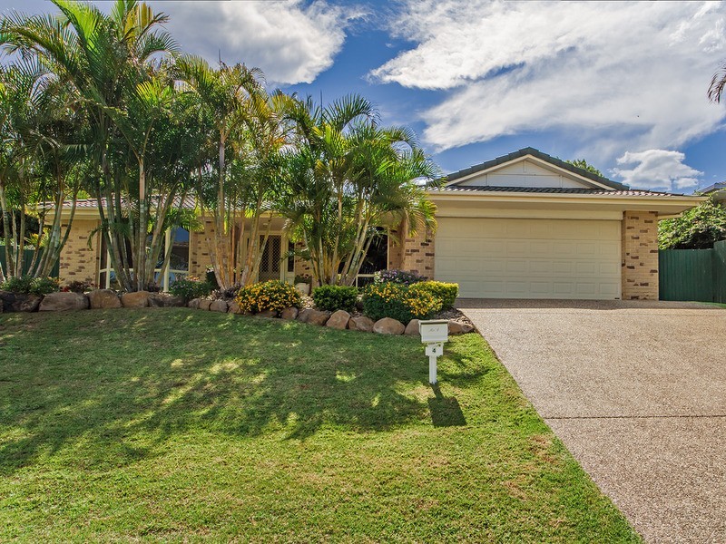 4 Kintyre Crescent, Banora Point NSW 2486