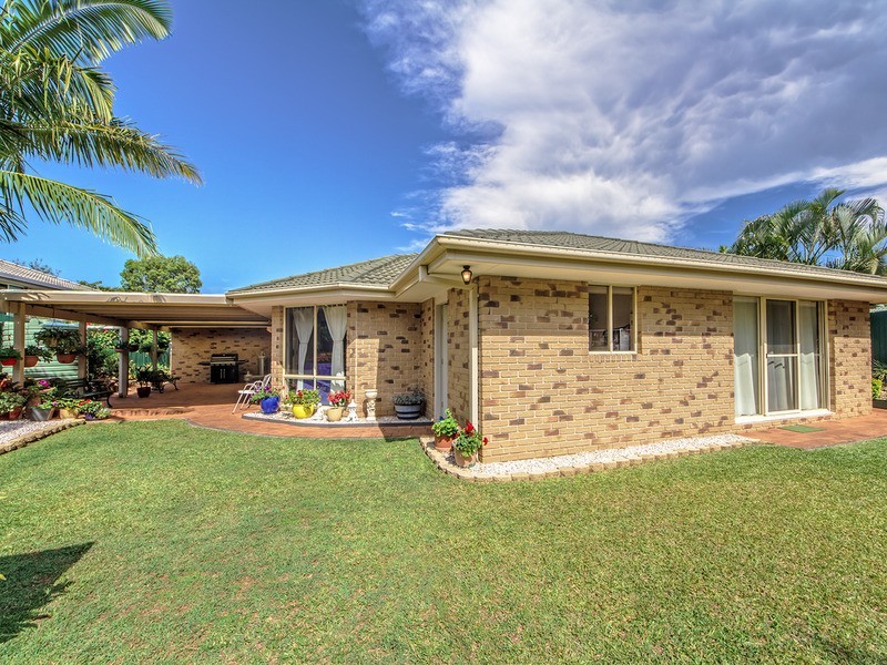 4 Kintyre Crescent, Banora Point NSW 2486