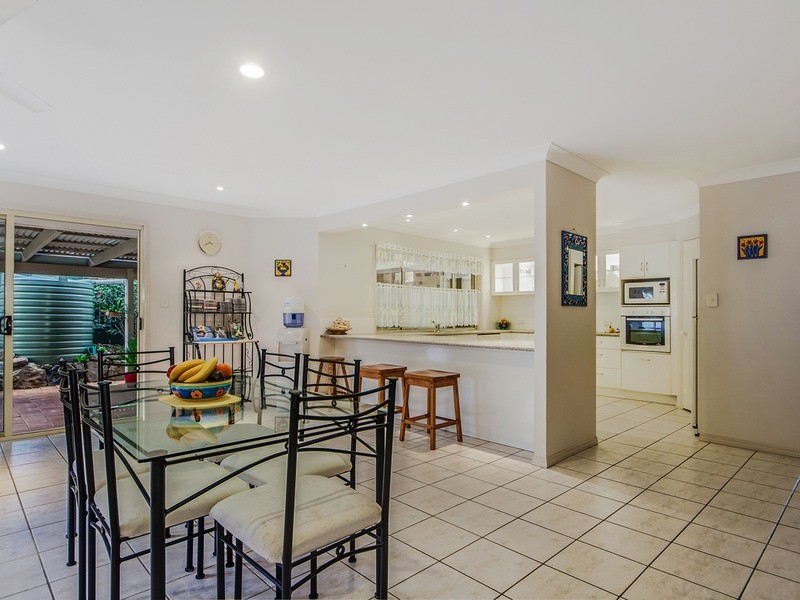 4 Kintyre Crescent, Banora Point NSW 2486